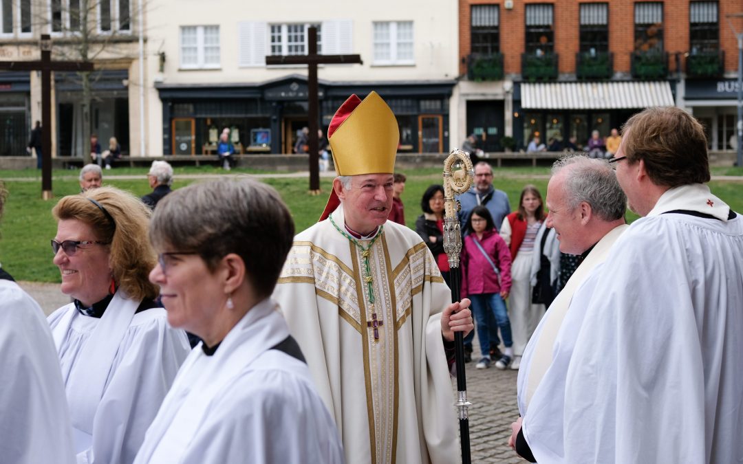Clergy Gather at Cathedral Maundy Thursday Chrism Service For First Time in Three Years